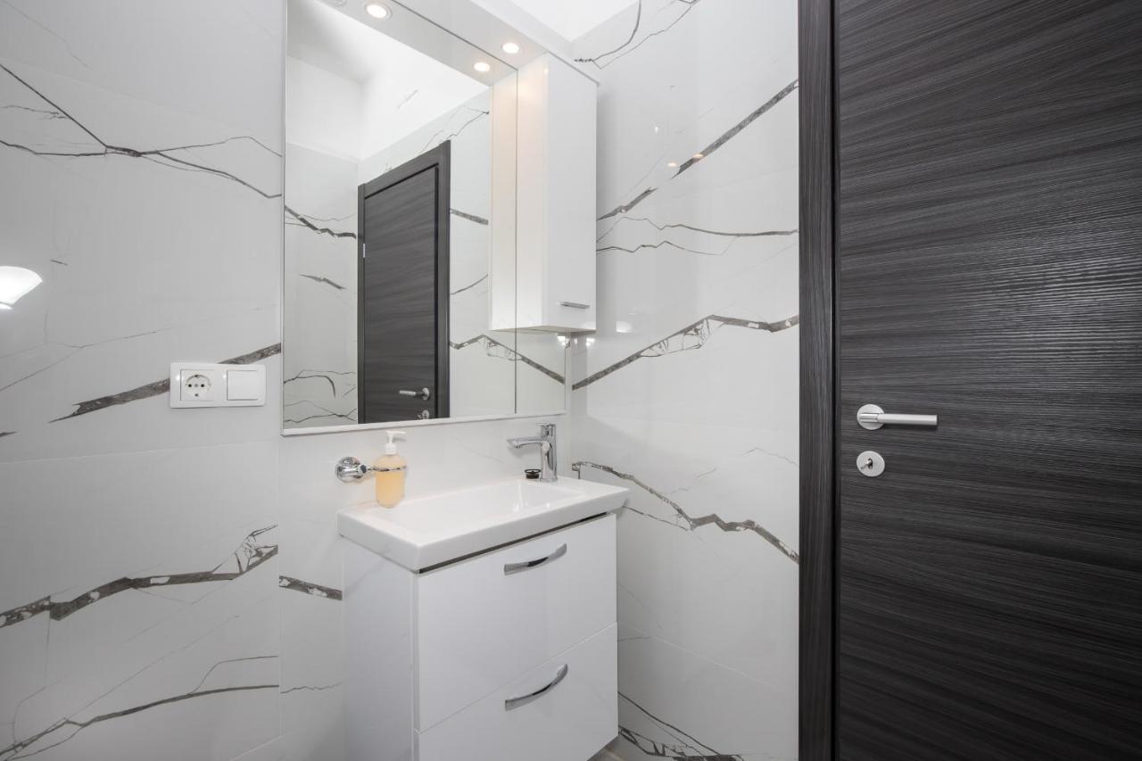 Apartments Blueview Postira Exterior photo