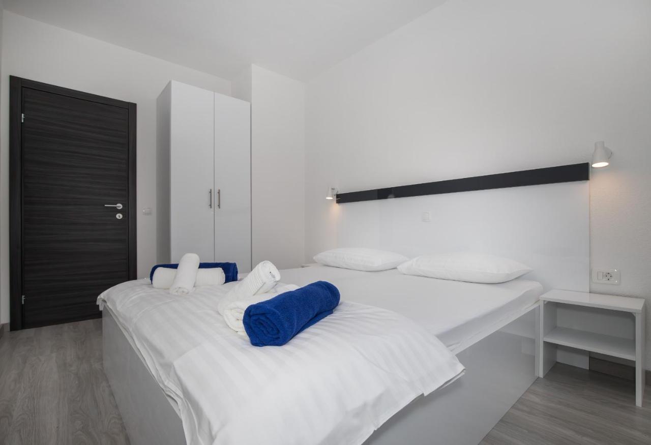 Apartments Blueview Postira Exterior photo