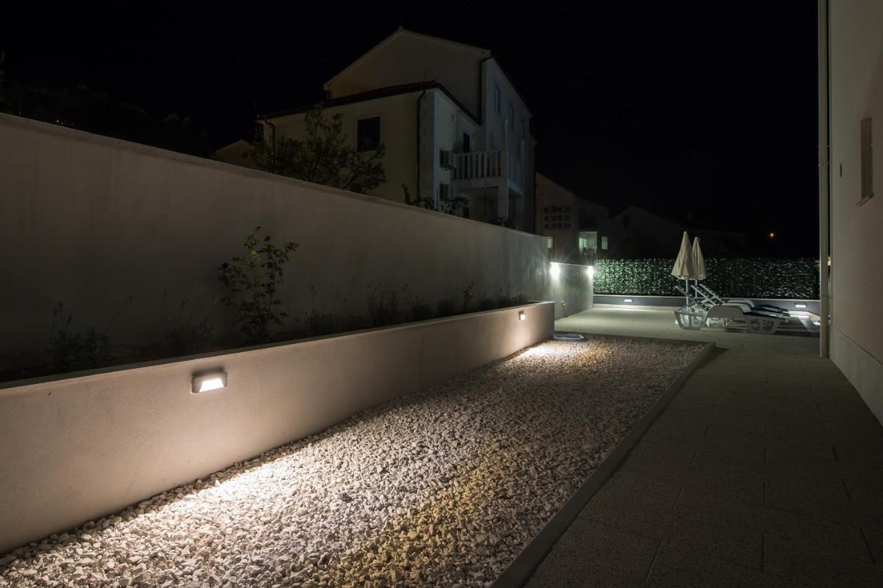 Apartments Blueview Postira Exterior photo